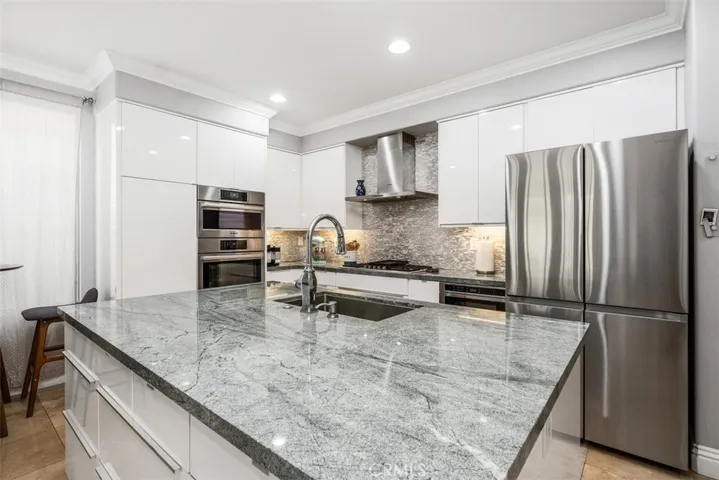 Here is a close look at the upgraded counter tops