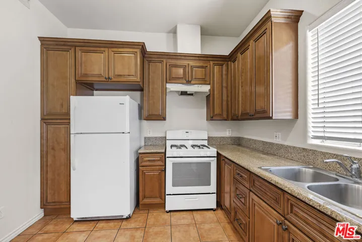 4057 W 147th Street 109, Lawndale, California 90260