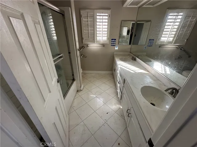 1005 S Mountvale Court, Anaheim Hills, California 92808