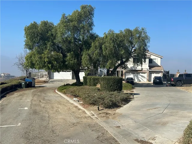 1005 S Mountvale Court, Anaheim Hills, California 92808