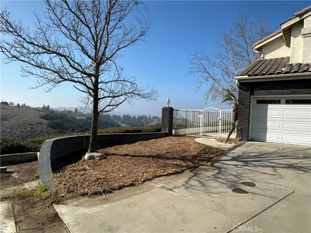 1005 S Mountvale Court, Anaheim Hills, California 92808