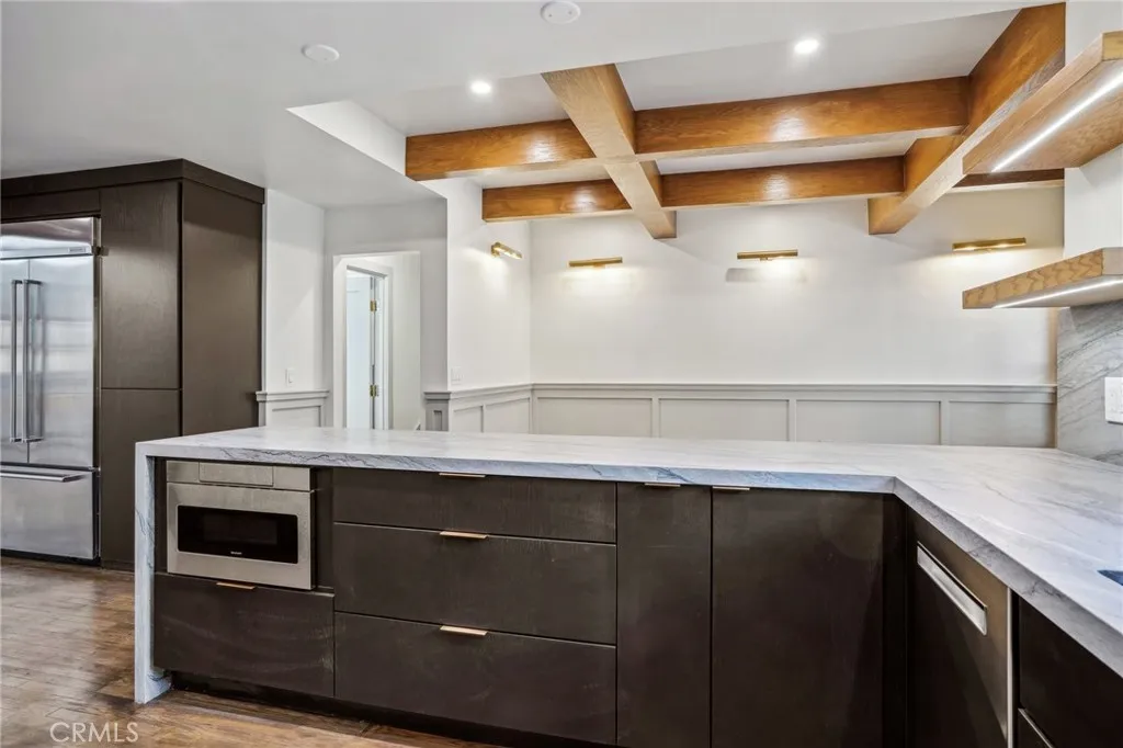 995 Tirol Lane, Lake Arrowhead, California 92352 home-pic-15