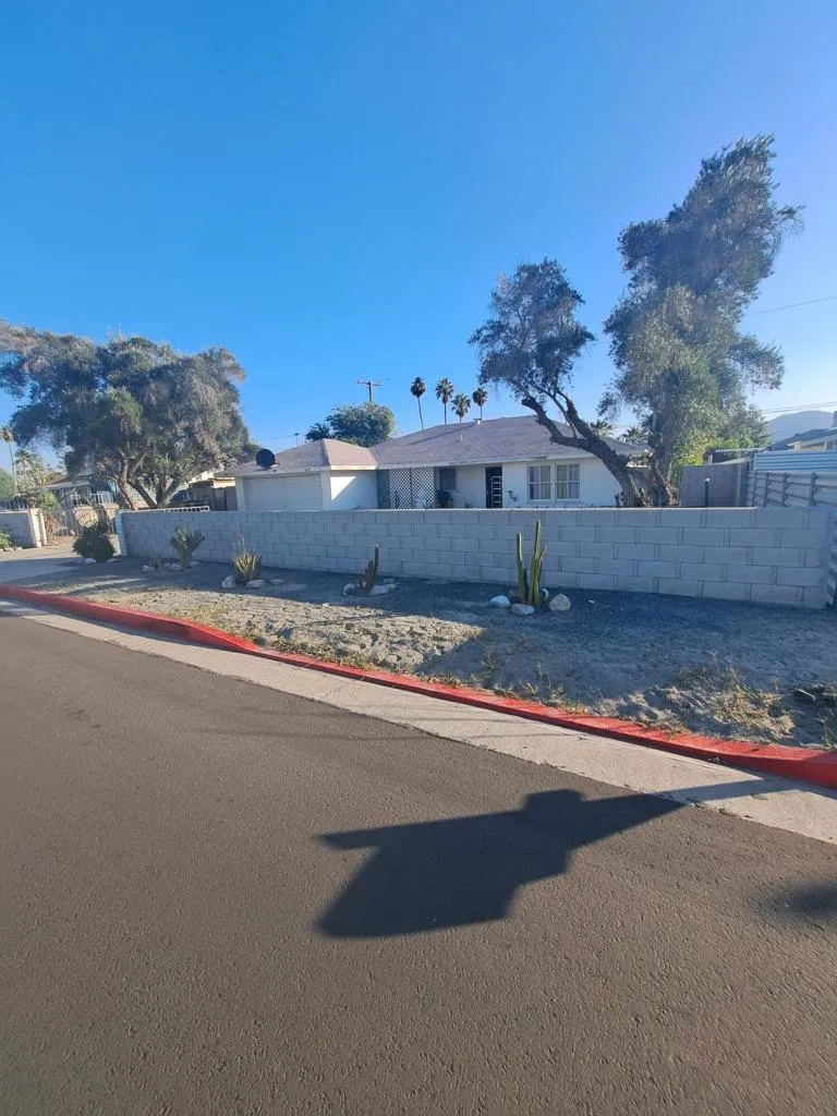 4267 East Sunny Dunes Rd, Palm Springs, California 92264 home-pic-1