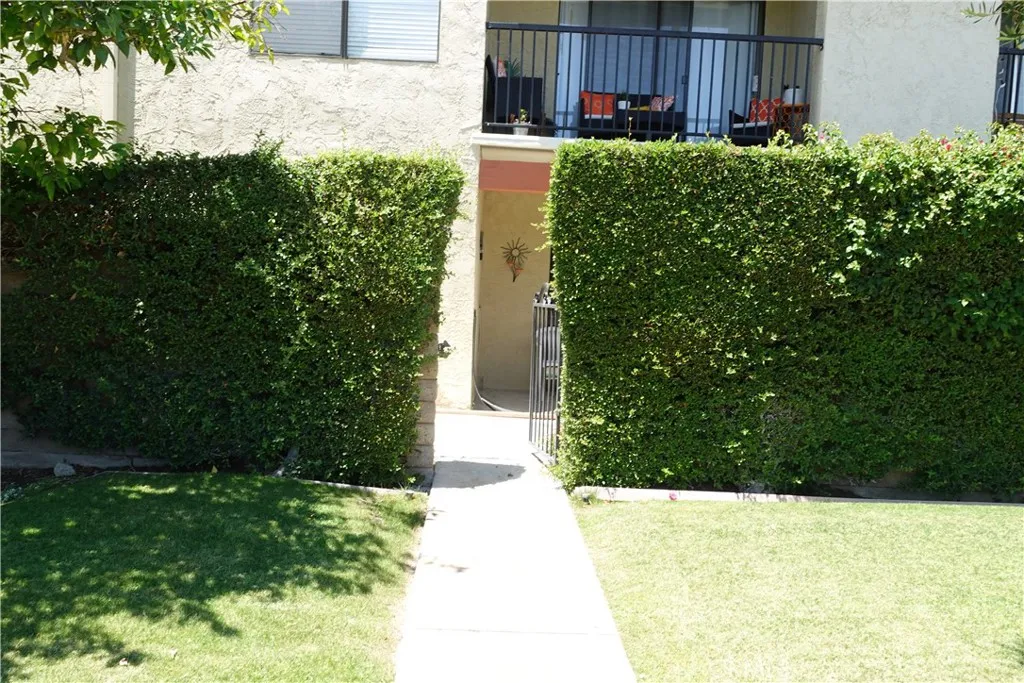 1407 N Sunrise Way 25, Palm Springs, California 92262 home-pic-0
