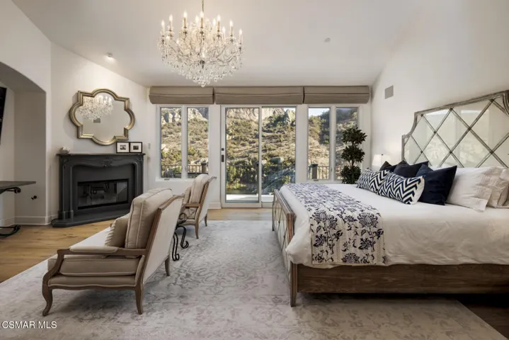 Primary Bed
