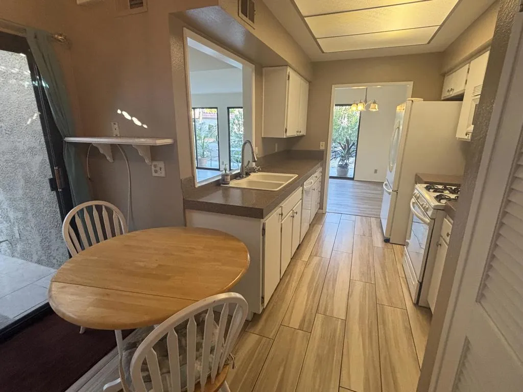 68440 Camino Jalan, Cathedral City, California 92234 home-pic-12