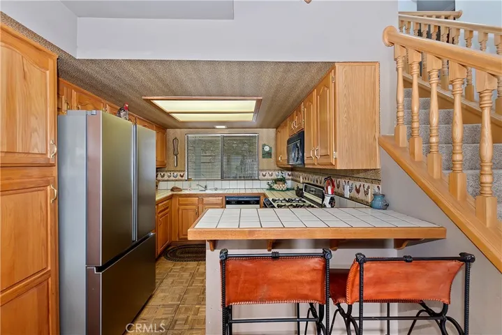 43077 Goldmine Woods Lane, Big Bear Lake, California 92315