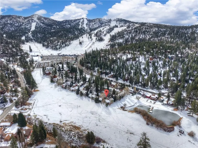43077 Goldmine Woods Lane, Big Bear Lake, California 92315