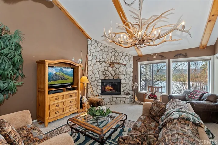 43077 Goldmine Woods Lane, Big Bear Lake, California 92315