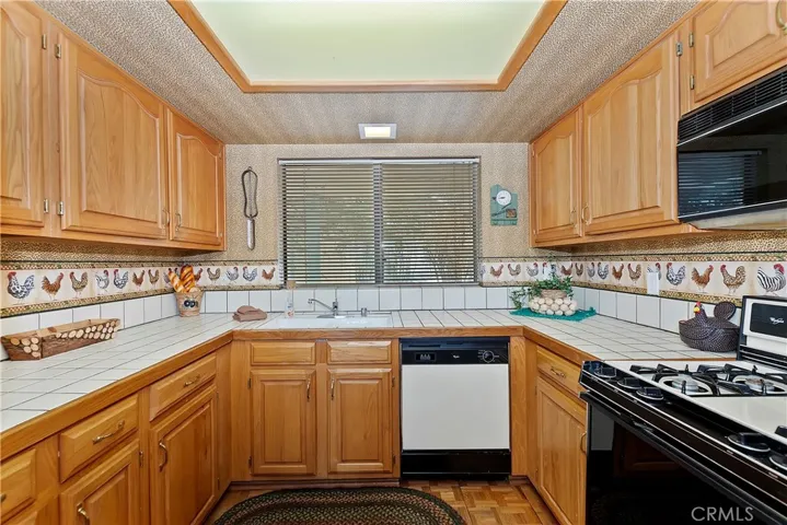 43077 Goldmine Woods Lane, Big Bear Lake, California 92315