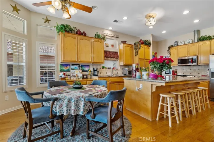 4201 Walker Lake Drive, Bakersfield, California 93313