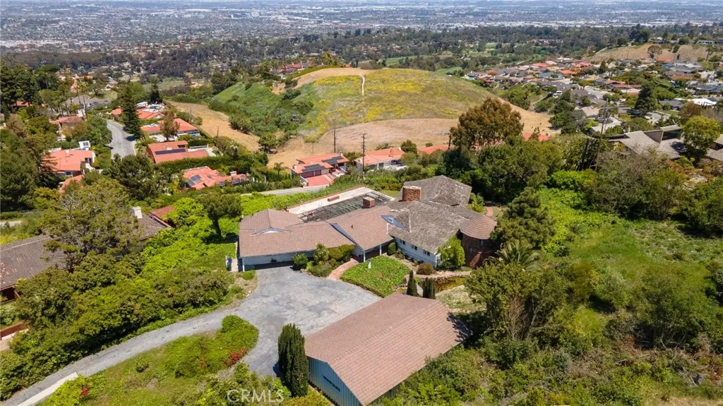 2521 Novato Place, Palos Verdes Estates, California 90274 home-pic-68