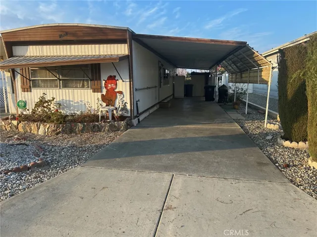 210 San Carlos Drive, Hemet, California 92543