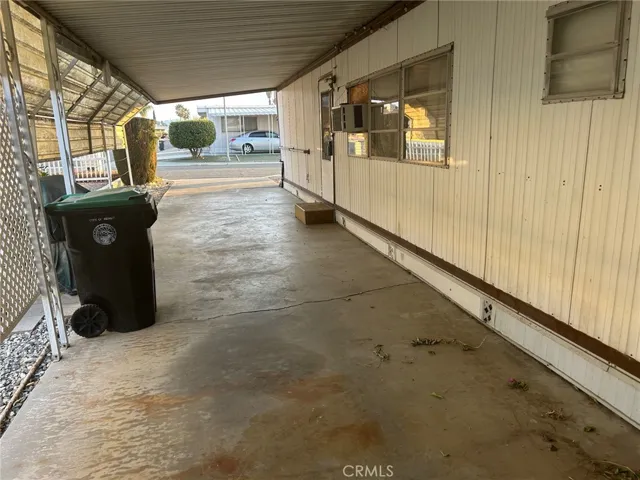 210 San Carlos Drive, Hemet, California 92543