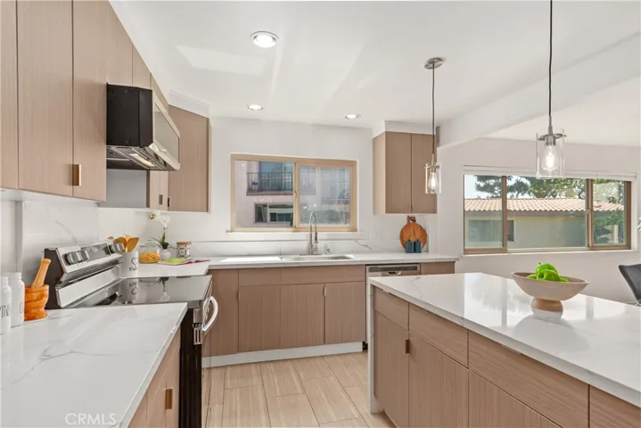 28106 Ridgefern Court, Rancho Palos Verdes, California 90275
