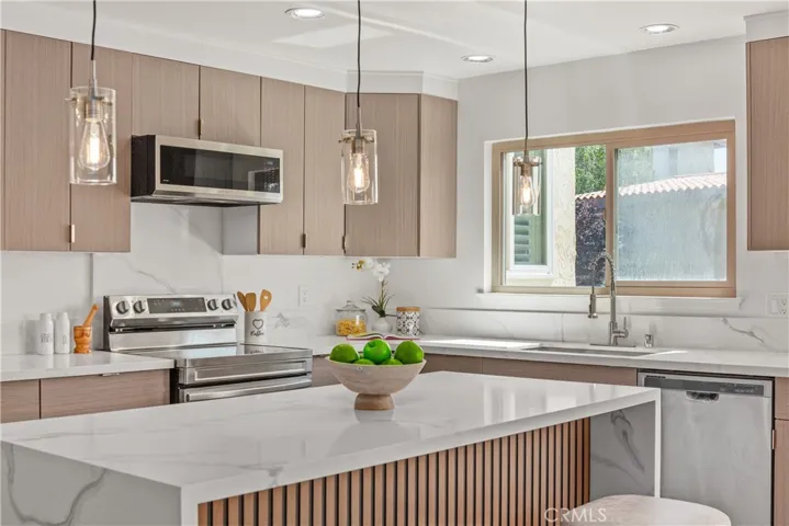28106 Ridgefern Court, Rancho Palos Verdes, California 90275