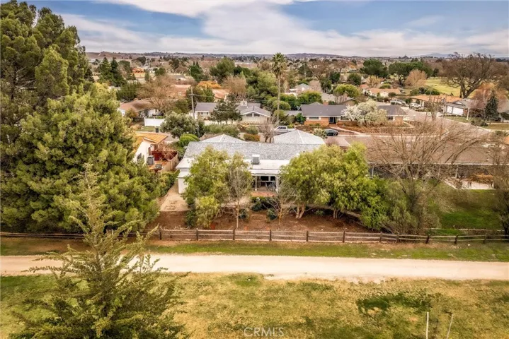 1528 Fairway Drive, Paso Robles, California 93446