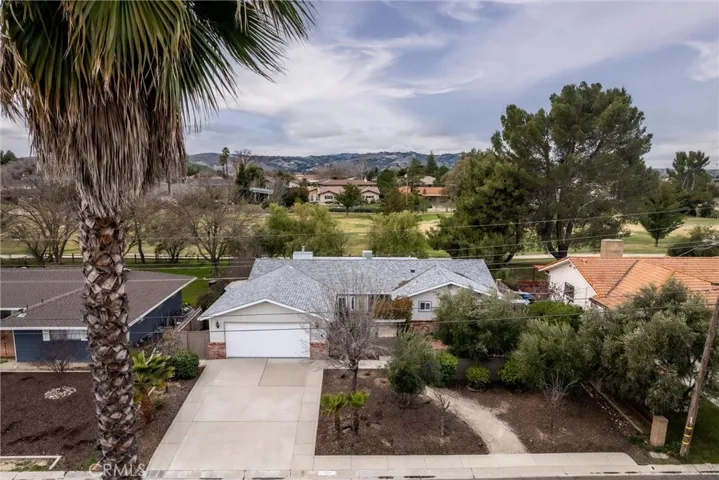 1528 Fairway Drive, Paso Robles, California 93446