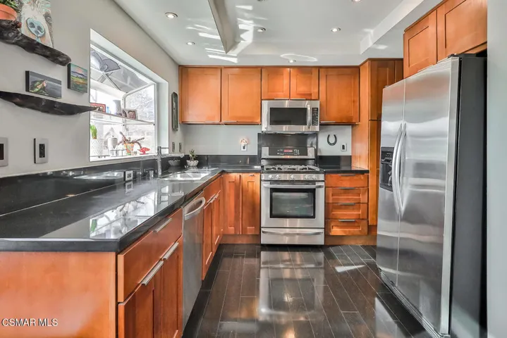 dFamily and Kitchen5