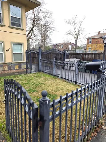 Iron gate