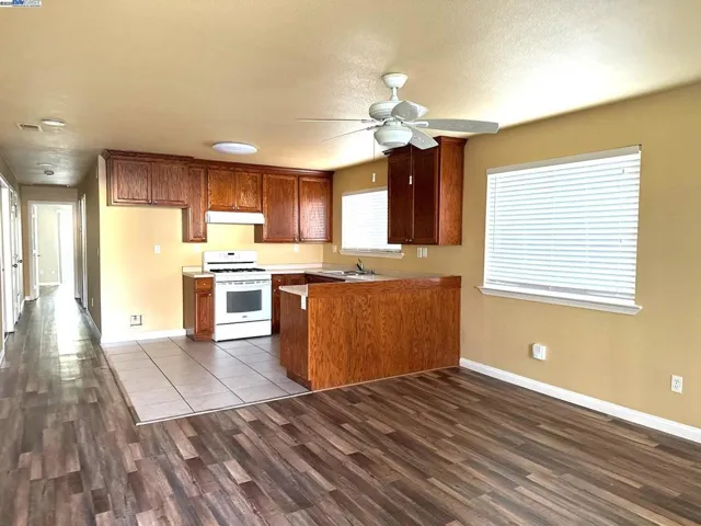 Unit A kitchen