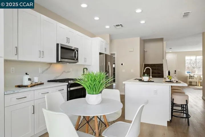 847 Sagewood Ln, Tracy, California 95377