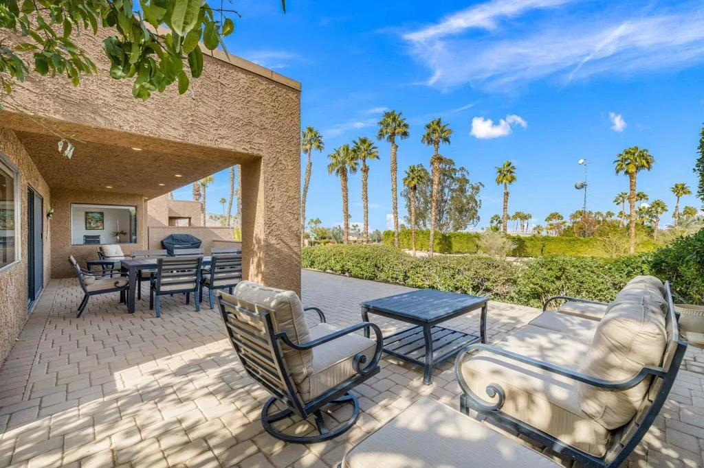 48628 Sundrop Court, Palm Desert, California 92260 home-pic-36