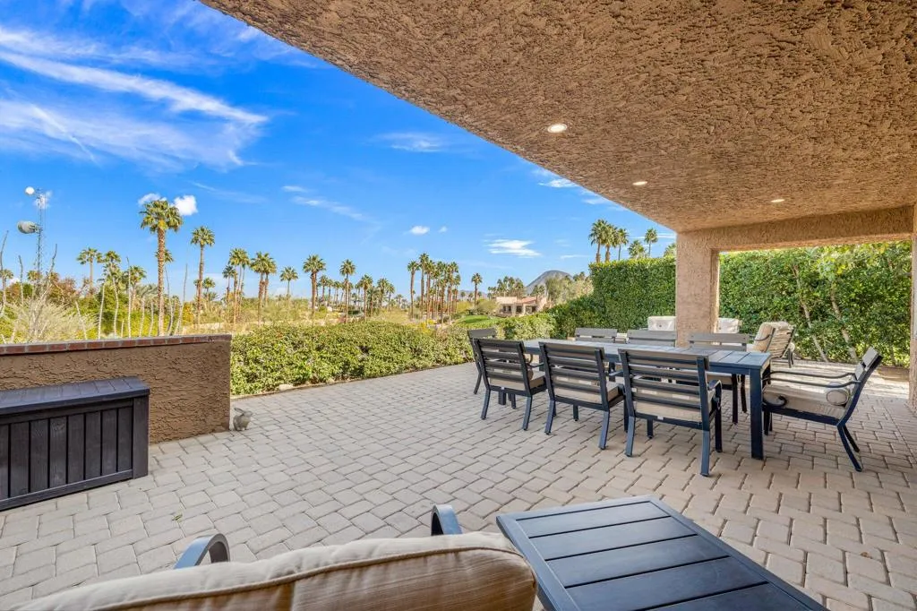 48628 Sundrop Court, Palm Desert, California 92260 home-pic-33
