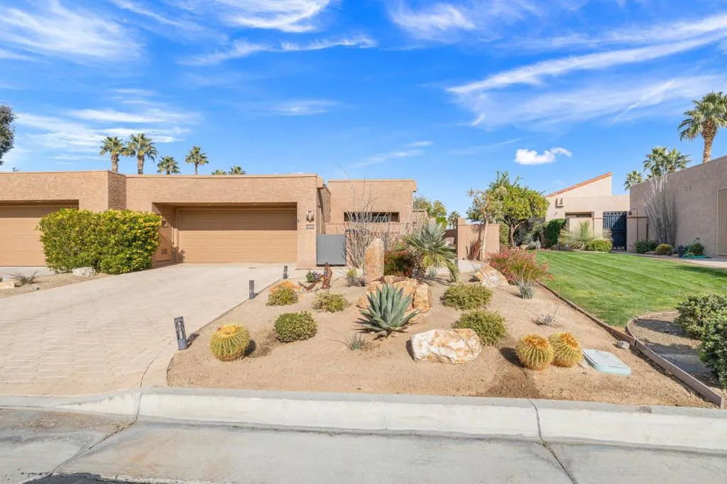 48628 Sundrop Court, Palm Desert, California 92260 home-pic-49