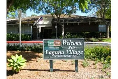 HOA Clubhouse with exercise Gym area, 2 pools, spa, barbecue areas and much more