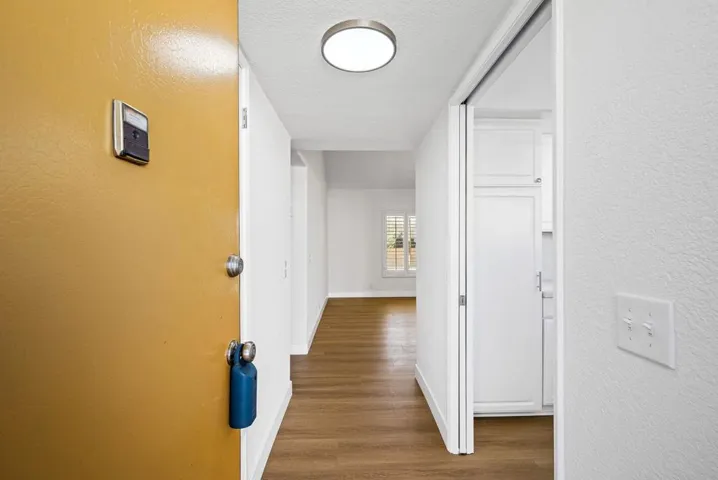 8-web-or-mls-DF_Capri_OPMG_0125_008