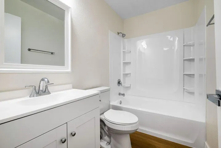 35-web-or-mls-DF_Capri_OPMG_0125_035
