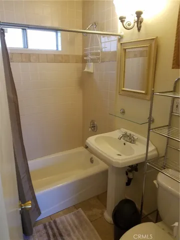 630 1st Street 4, Hermosa Beach, California 90254