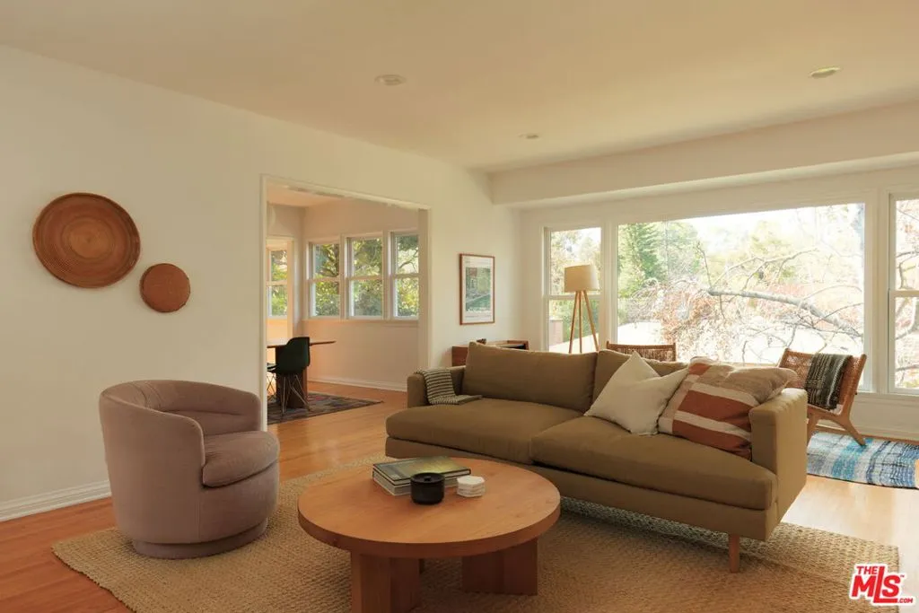 468 Glen Holly Drive, Pasadena, California 91105 home-pic-2
