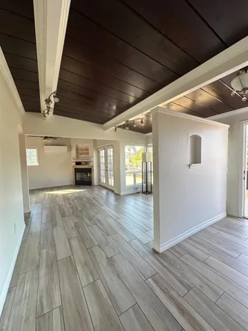1703 Thomas Street, San Diego, California 92109