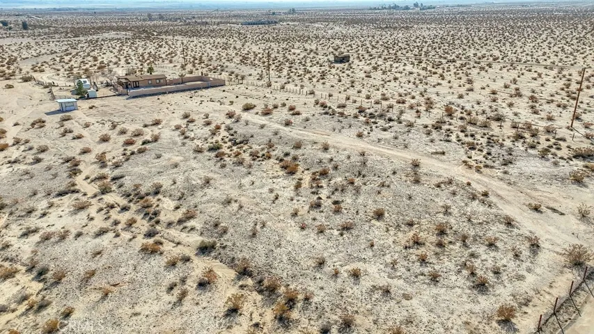 1226 Meldora Avenue, 29 Palms, California 92277
