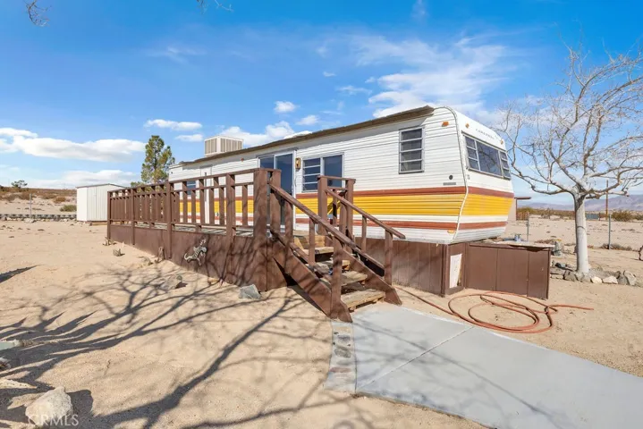 1226 Meldora Avenue, 29 Palms, California 92277