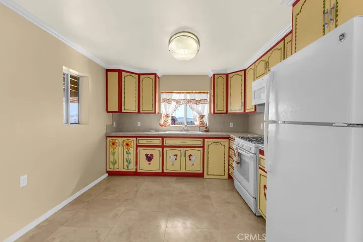 1226 Meldora Avenue, 29 Palms, California 92277