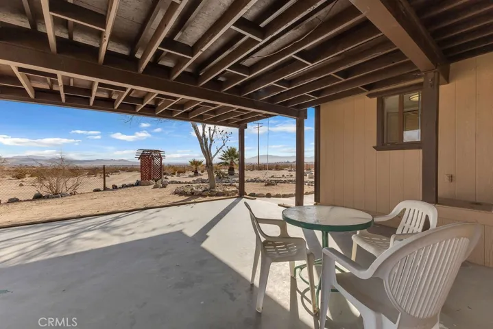 1226 Meldora Avenue, 29 Palms, California 92277