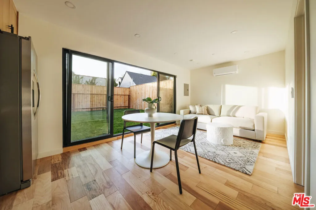 6421 W Olympic Boulevard, Los Angeles, California 90048 home-pic-26