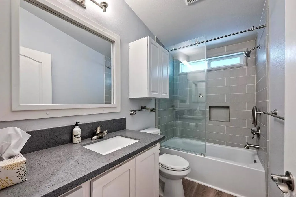 525 W El Norte Parkway Spc 203, Escondido, California 92026 home-pic-16