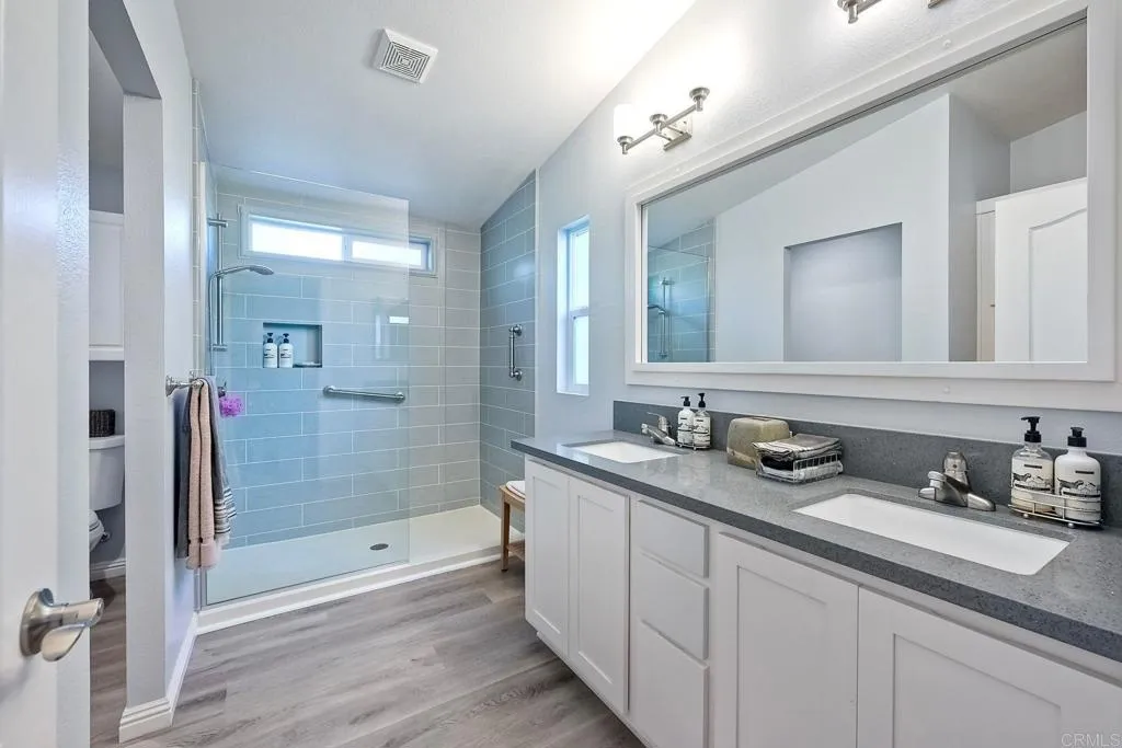525 W El Norte Parkway Spc 203, Escondido, California 92026 home-pic-13