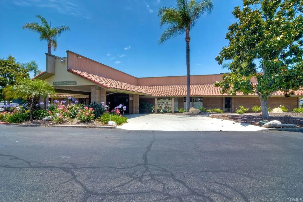 525 W El Norte Parkway Spc 203, Escondido, California 92026 home-pic-23