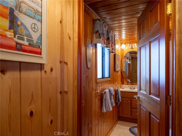 39388 Lodge Road, Fawnskin, California 92333