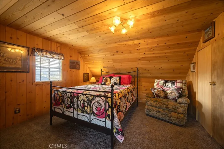 39388 Lodge Road, Fawnskin, California 92333