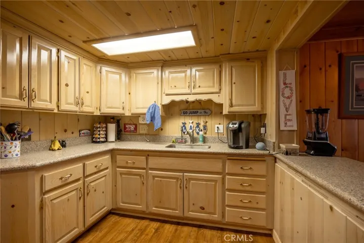 39388 Lodge Road, Fawnskin, California 92333