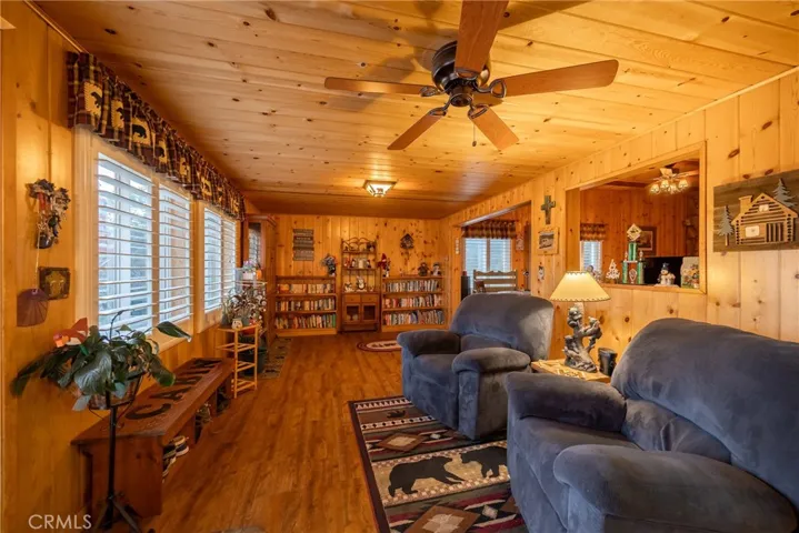 39388 Lodge Road, Fawnskin, California 92333
