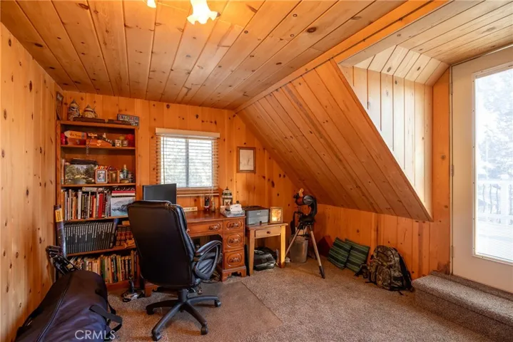 39388 Lodge Road, Fawnskin, California 92333