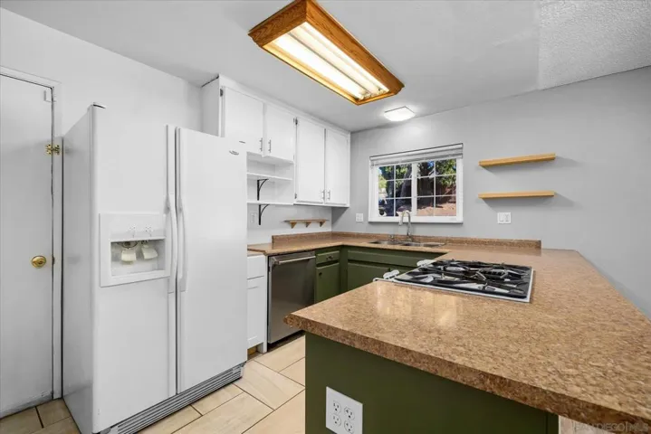 13721 Ridge Hill Rd, El Cajon, California 92021