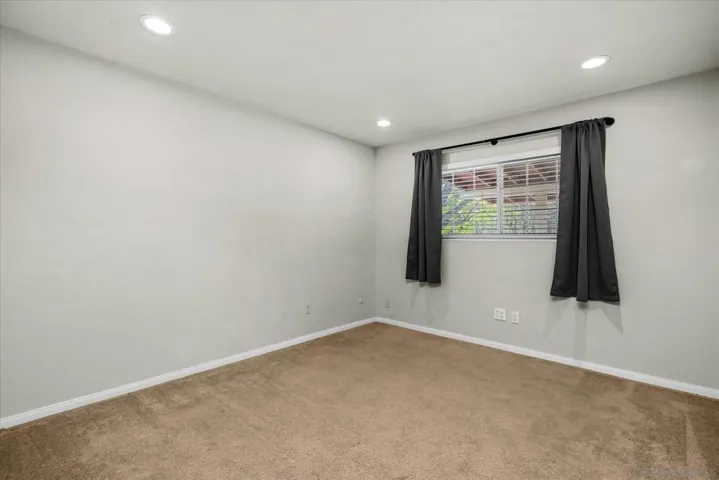 13721 Ridge Hill Rd, El Cajon, California 92021